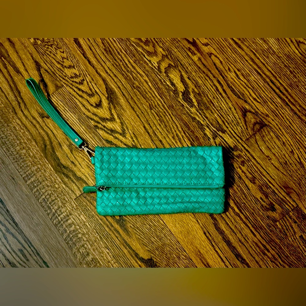 Urban Expressions Vegan Leather Clutch Woven Wristlet Folding Purse